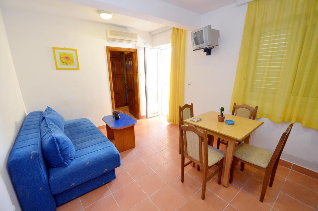 בודווה Guest House Villa Iva חדר תמונה