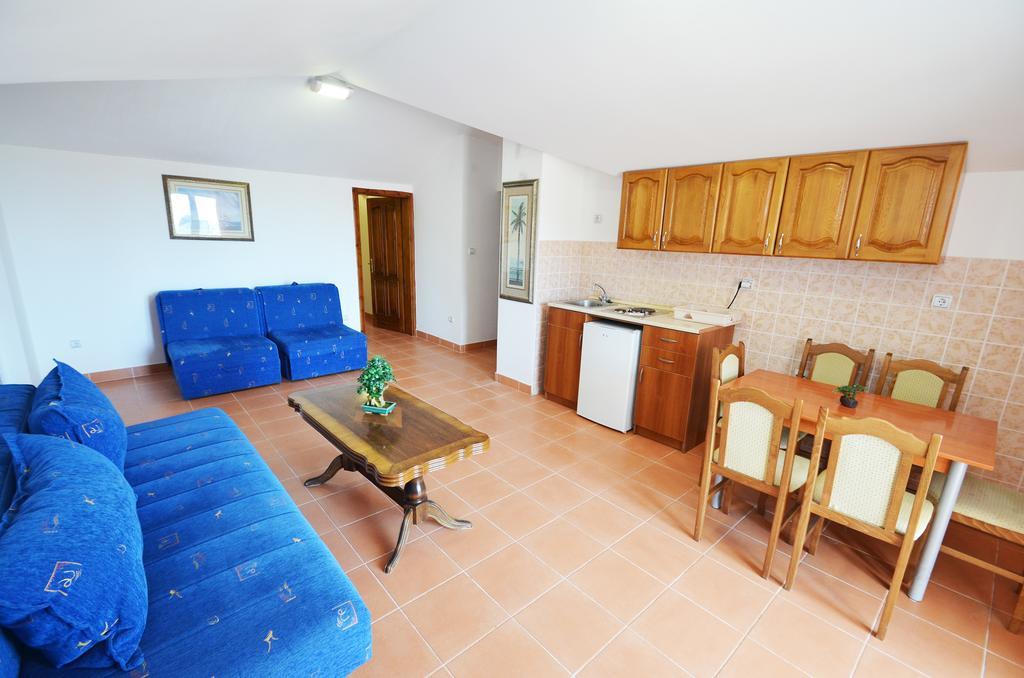 בודווה Guest House Villa Iva חדר תמונה