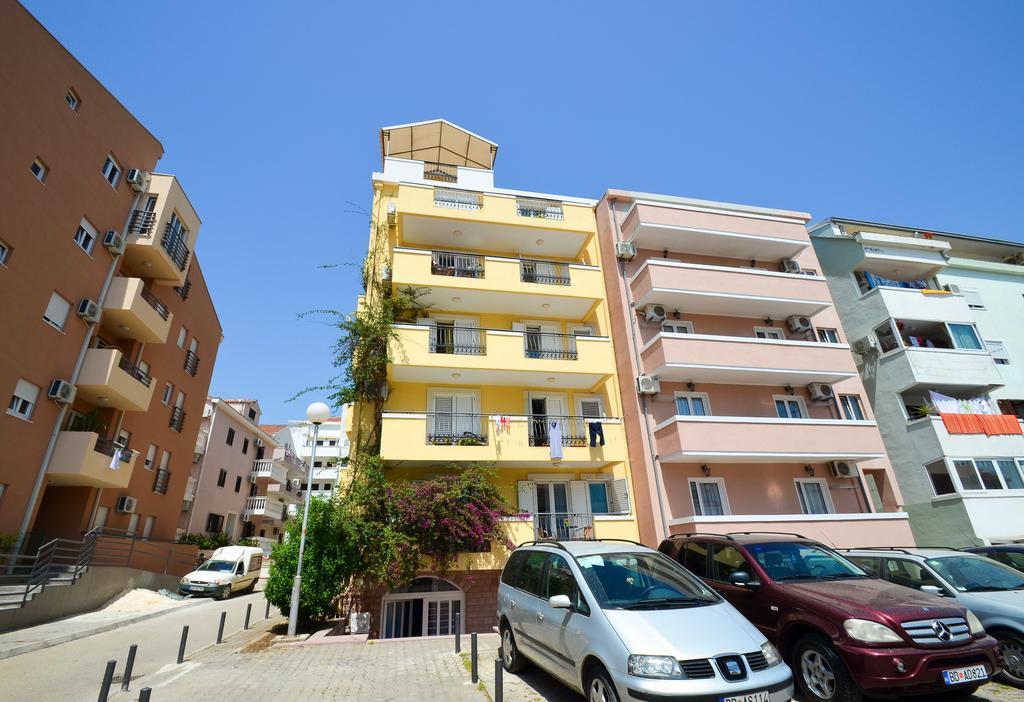 בודווה Guest House Villa Iva מראה חיצוני תמונה